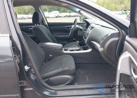 2015 Nissan Altima 2.5 S из США, поврежденный, VIN 1N4AL3AP4FC413660